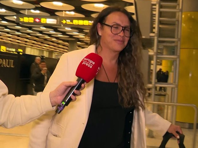 KARLA SOFÍA GASCÓN REGRESA A ESPAÑA