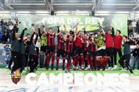 El Reus Deportiu Virginias alza la Copa del Rey de hockey patines