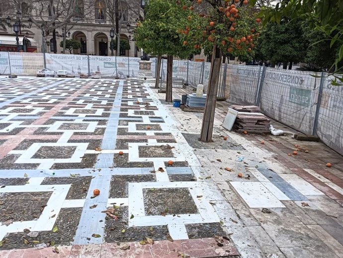 Imagen de las obras de la Plaza Nueva de Sevilla.