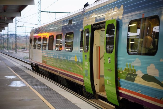 Las Camelias en Flor dan la bienvenida a la nueva temporada de los Trenes Turísticos de Galicia