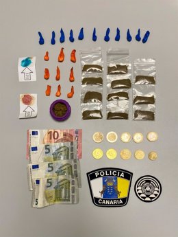 Drogas y dinero incautado por agentes de la Policía canaria en Fuerteventura