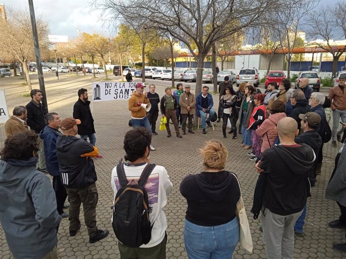 Asamblea vecinal sobre los suelos de Santa Justa