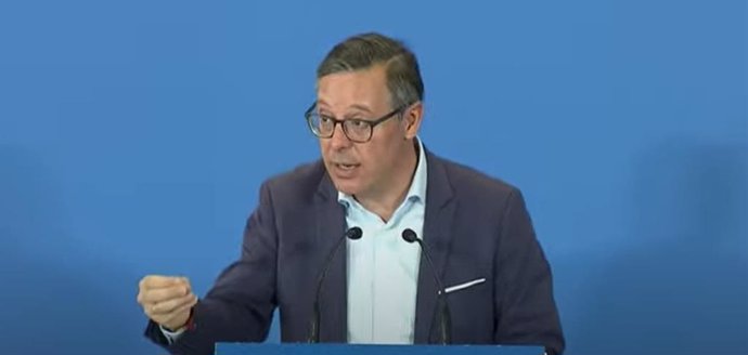 Archivo - El secretario general del PP de Madrid, Alfonso Serrano, en la clausura de las Jornadas de Trabajo del Comité de Alcaldes de este domingo 17 de noviembre.
