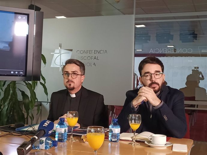 Rueda de prensa del secretariado de la Subcomisión Episcopal para los Seminarios, Florentino Pérez, que ha contado con el testimonio y la presencia del sacerdote de la diócesis de Zamora Javier Prieto.