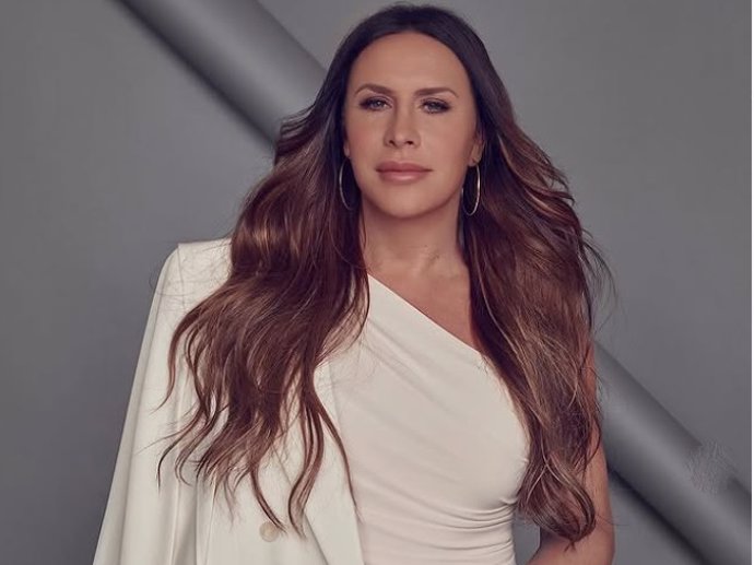 Karla Sofía Gascón, en una imagen publicada en sus redes sociales