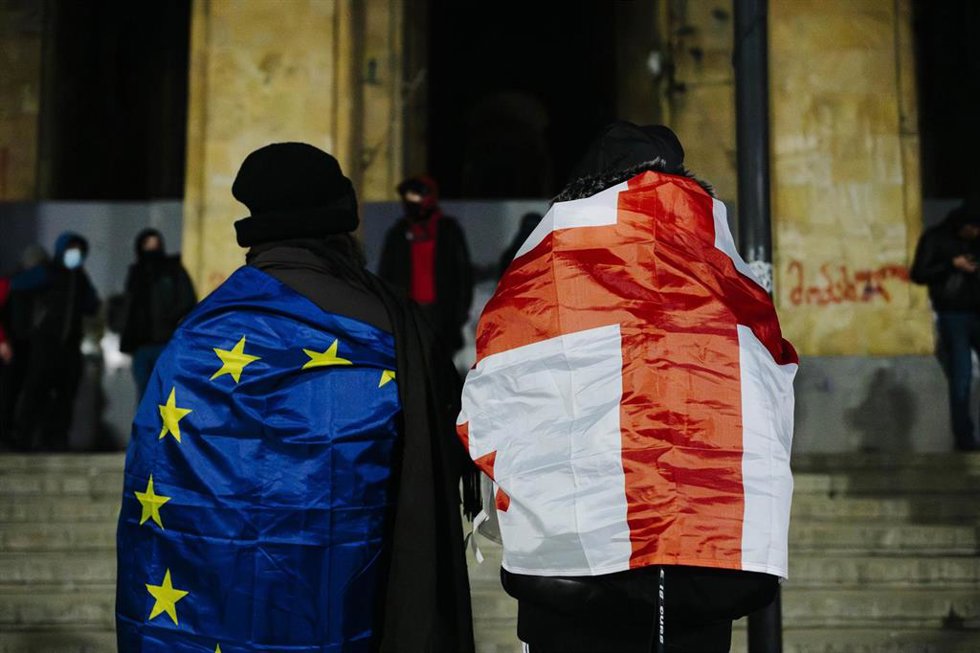 Archivo - Imagen de archivo de manifestantes antigubernamentales en Georgia