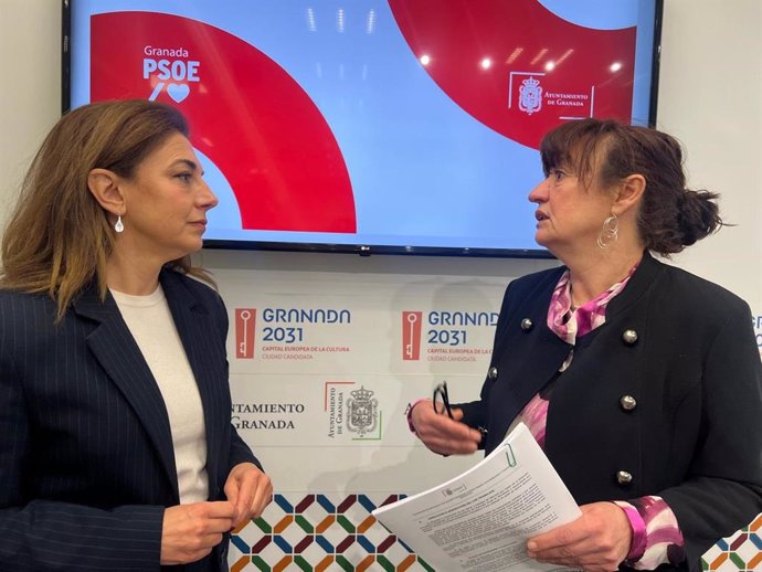 Las ediles del PSOE en Granada Raquel Ruz y Eva Fernández