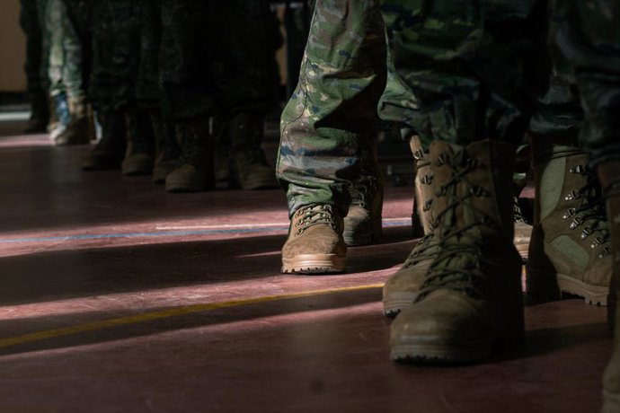 Archivo - Soldados del ejército ucraniano durante la visita de la ministra de Defensa, Margarita Robles, a la Academia de Infantería de Toledo, a 3 de enero de 2025, en Toledo, Castilla-La Mancha (España). Robles ha visita la Academia de Infantería para i