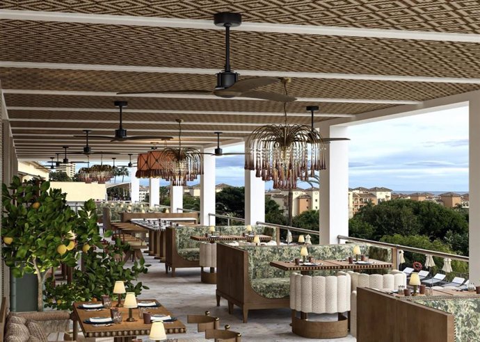 Manero En Hotel Don Carlos (Marbella)