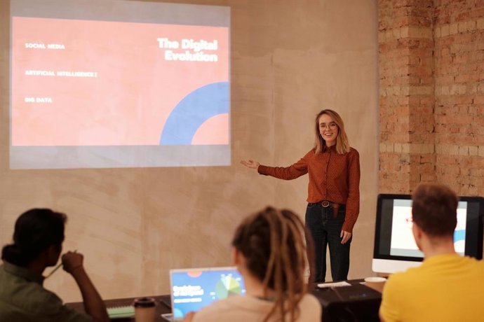 Una ponencia en una empresa