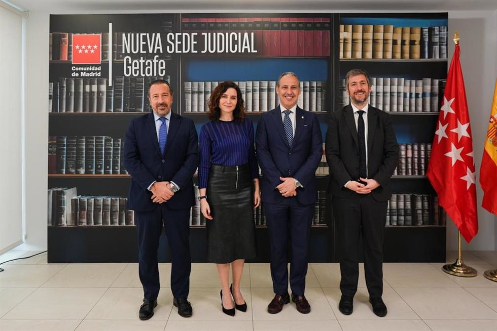 La presidenta de la Comunidad de Madrid, Isabel Díaz Ayuso, inaugura la nueva ampliación del Palacio de Justicia de Getafe que dará servicio a más de 183.000 vecinos del sur