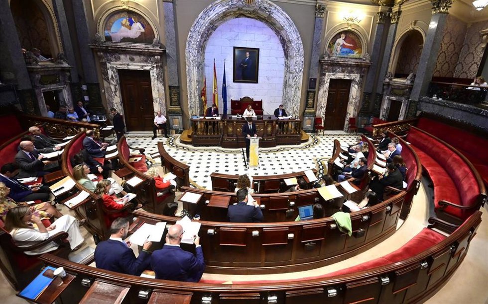 Archivo - Imagen de archivo de un pleno del Ayuntamiento de Valncia presidido por la alcaldesa María José Catalá.  