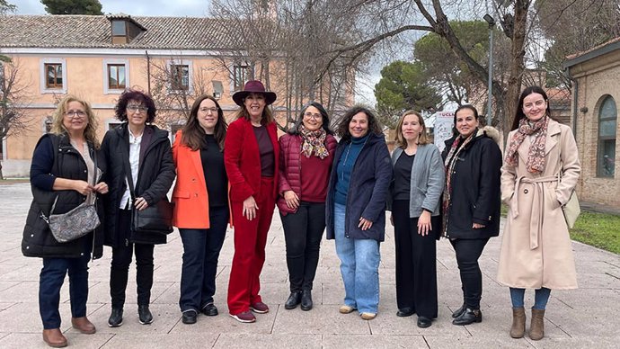 La escritora, productora y directora de cine Mabel Lozano ha participado este lunes en un encuentro sobre pornografía y educación sexual promovido en Comisión de Igualdad de la Facultad de Educación de Toledo.