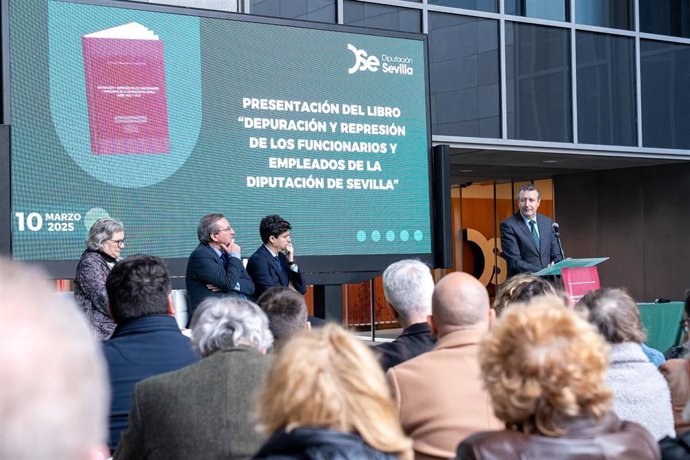 Presentación del libro 'Depuración y represión de los funcionarios y empleados de la Diputación de Sevilla entre 1936 y 1939'