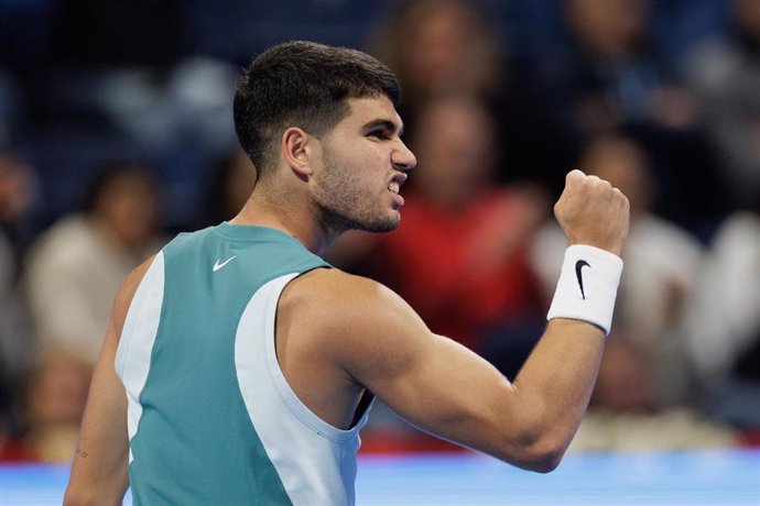 El tenista español Carlos Alcaraz, en el torneo de Doha 2025.
