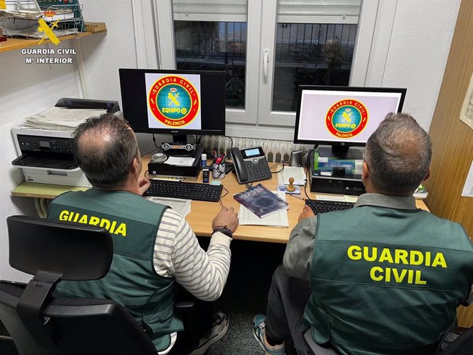 Imagen facilitada por la Guardia Civil de un momento de la investigació en la operación "GAITSCHE"