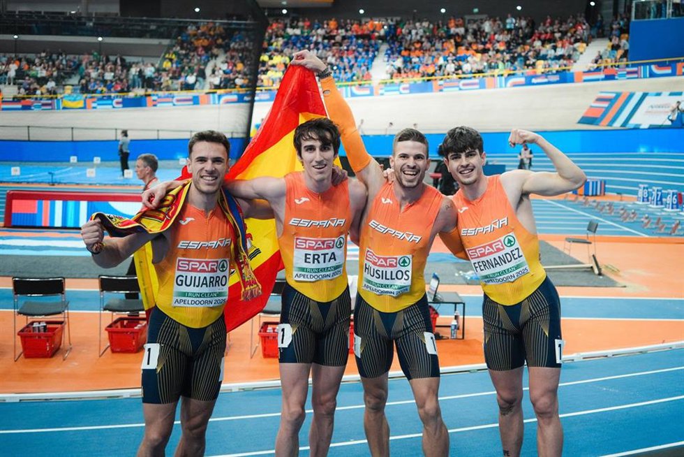 Relevo 4x400 masculino España, plata en el Europeo 'indoor'.