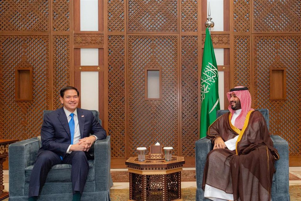 El secretario de Estado estadounidense, Marco Rubio, junto al príncipe heredero saudí, Mohamed bin Salmán