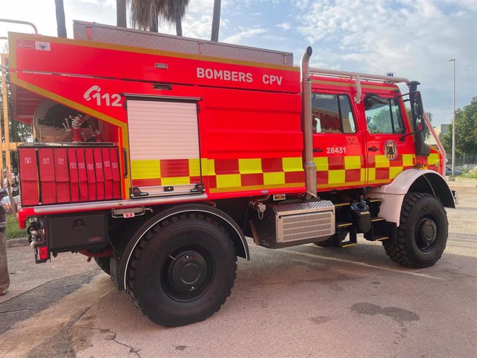 Archivo - Vehículo de bomberos