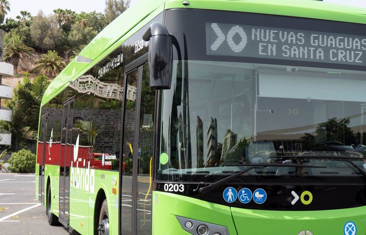 Los viajeros de guagua en Canarias aumentan un 1,5% en enero hasta alcanzar los 8,4 millones de pasajeros