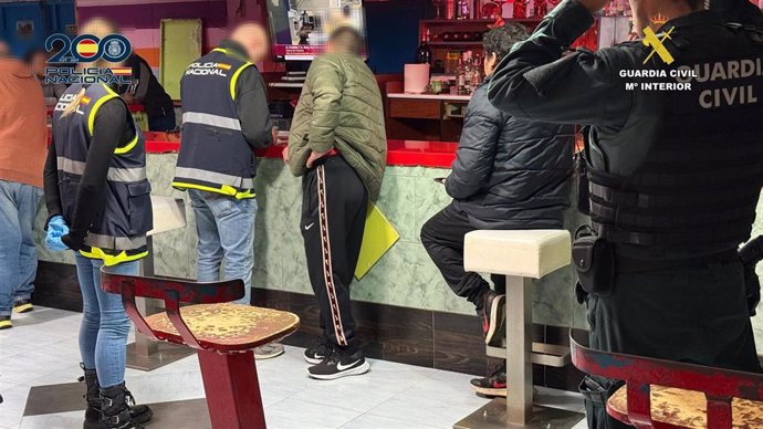 Inspecciones ante clubes de alterne en La RIoja por parte de Policía Nacional y Guardia Civil