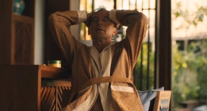 Desnudo frontal de Jason Isaacs en The White Lotus 3x04 y los fans de Harry Potter enloquecen: "¡Slytherin!"