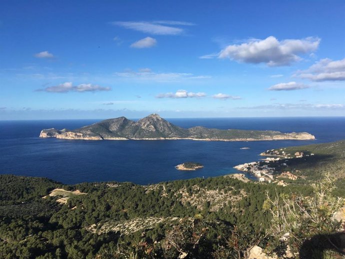Vista de sa Dragunera desde Mallorca.