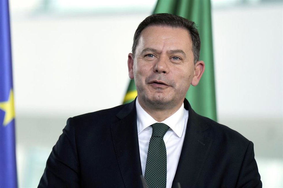 Archivo - Luís Montenegro, primer ministro de Portugal.