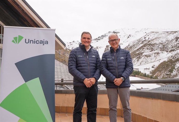 El consejero delegado de Cetursa, Jesús Ibáñez, a la izquierda en la imagen, con el CEO de Unicaja, Isidro Rubiales