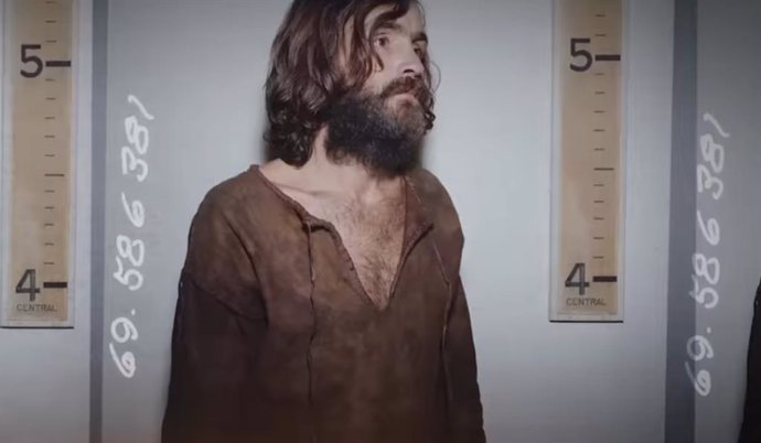 Caos: Los crímenes de Manson: LSD, control mental y la oscura Operación CHAOS en la serie de Netflix