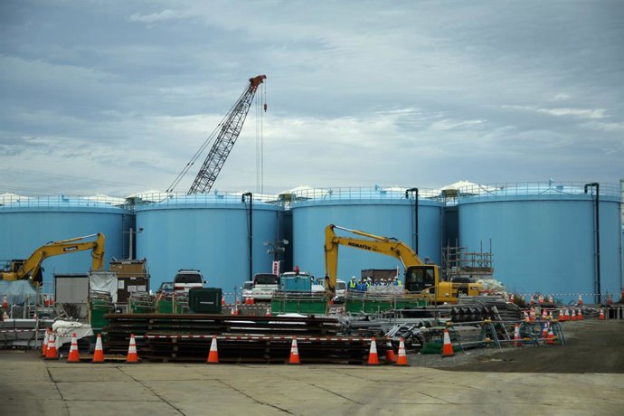 Archivo - Arquivo - Imagem de arquivo de tanques que armazenam águas residuais radioativas contaminadas na usina nuclear de Fukushima, Japo