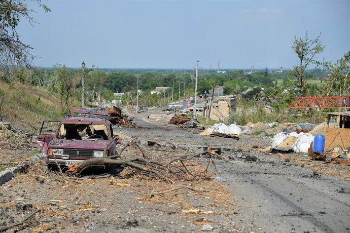 Archivo - Arquivo - Danos materiais causados pelos combates em Lisichansk, regio de Lugansk, como parte da invaso russa na Ucrnia (arquivo)