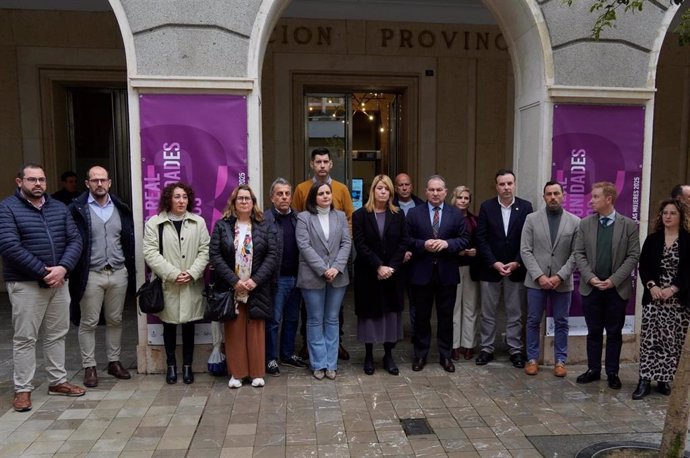 Homenaje a las víctimas del terrorismo en la Diputación de Huelv.