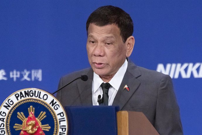 Archivo - El expresidente de Filipinas Rodrigo Duterte, en un acto en Tokio en 2019, cuando aún estaba en el cargo (archivo)