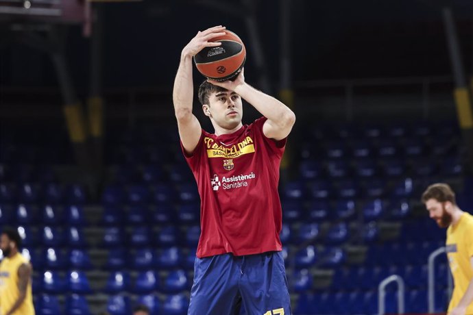 Archivo - Juan Nunez, do FC Barcelona, aquece durante a partida da Turkish Airlines Euroleague, disputada entre o FC Barcelona e o Maccabi Playtika Tel Aviv, no Palau Blaugrana, em 05 de fevereiro de 2025, em Barcelona, Espanha.