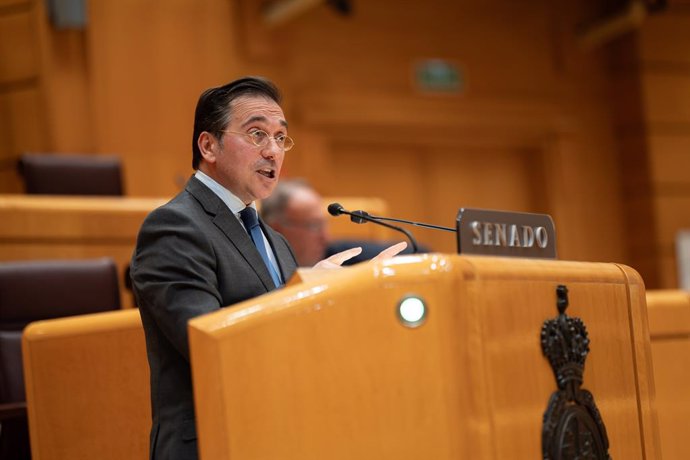 El ministro de Asuntos Exteriores, Unión Europea y Cooperación, José Manuel Albares, durante una sesión de control en el Senado, a 11 de marzo de 2025, en Madrid (España). El Partido Popular defiende en el pleno del Senado una moción para instar al Gobier