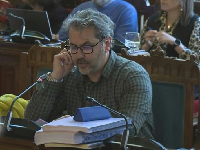 El director de la Estación Invernal de Valgrande-Pajares, Javier Martínez Iglesias, durante su comparecencia en la Junta General