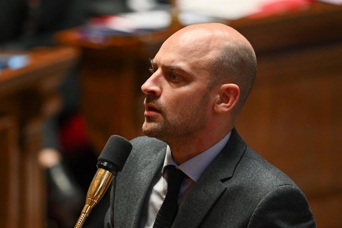 Archivo - Arquivo - 24 de janeiro de 2025, Paris, Ile-De-France (Região, França): o ministro da Europa e das Relações Exteriores, Jean-Noel Barrot, durante perguntas ao governo na Assembleia Nacional, 4 de janeiro de 2025