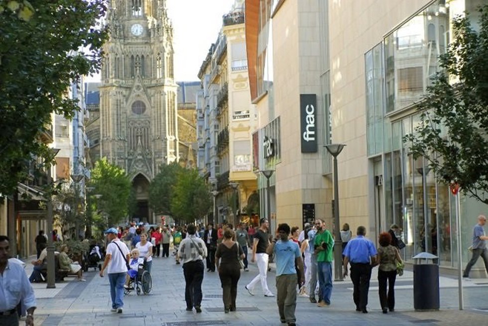 Archivo - Calle San Martín de San Sebastián