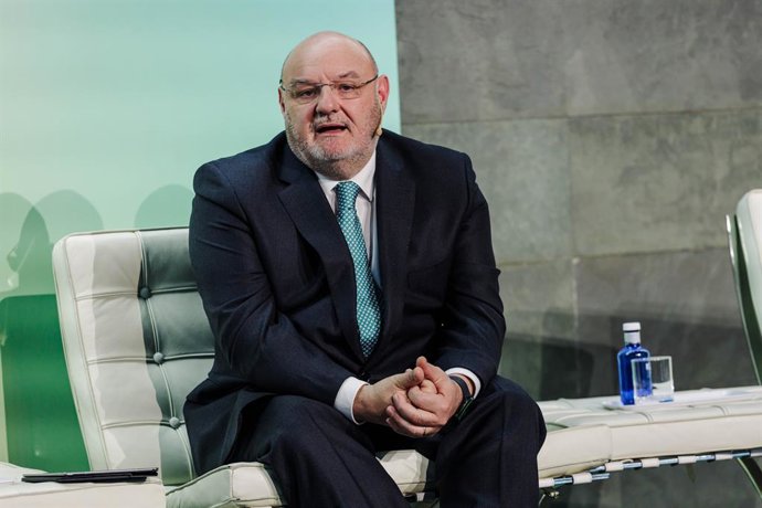 Archivo - El director general de CECA, José María Méndez, interviene en la mesa redonda: 'La huella social de las entidades financieras', durante un encuentro Finresp 2023, en el Auditorio Rafael del Pino, a 1 de marzo de 2023, en Madrid (España). El encu