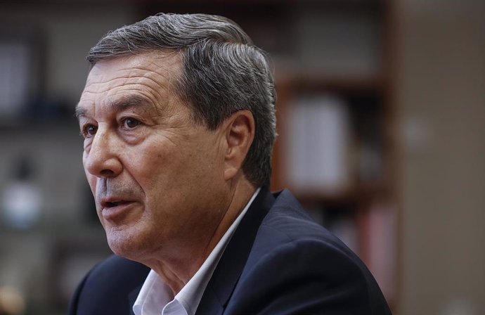 Archivo - El conseller de Sanidad, Marciano Gómez, en una imagen de archivo