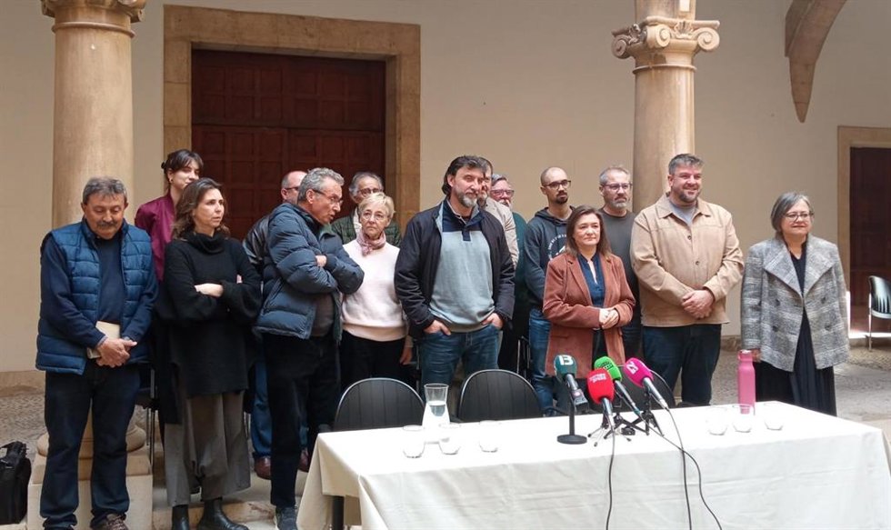Representantes del Frum de la Societat Civil.