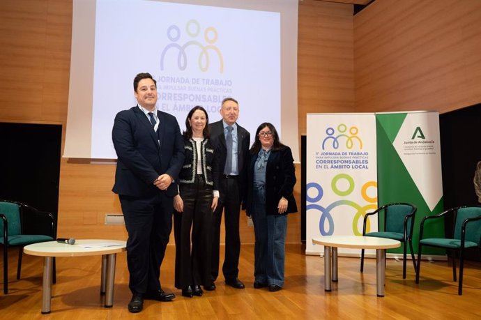 José Luis García, Concepción Cardesa, Cristóbal Martínez y María Luisa Cava.