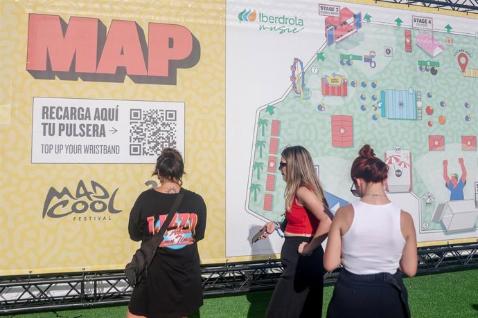 Archivo - Ambiente durante la primera jornada del festival Mad Cool 2023, a 6 de julio de 2023, Madrid (España). 