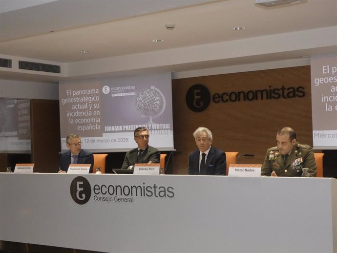 Antonio Fonfría, Francisco Gracia, Valentín Pich y Víctor Bados (de izda. A dcha.).