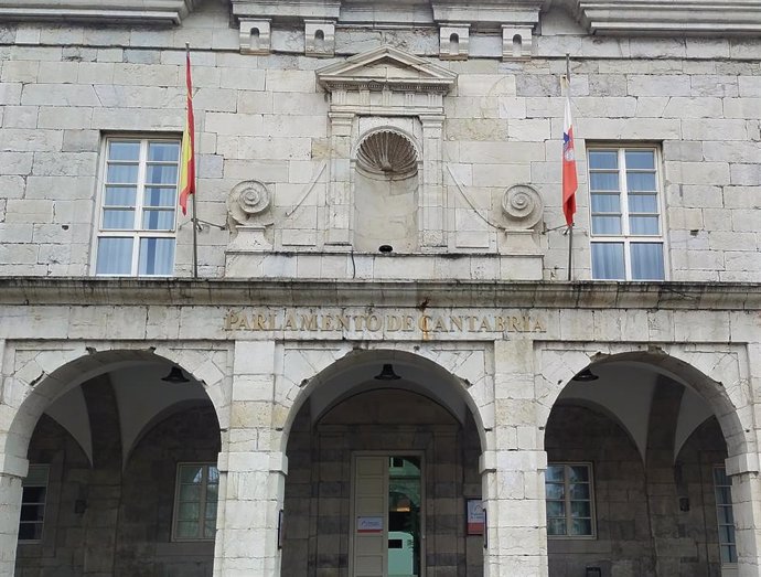 Archivo - Parlamento de Cantabria.- Archivo