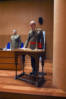 El general de brigada Francisco Germán Martínez jurando su cargo como nuevo director del Museo del Ejército y comandante militar en Toledo y Cuenca.