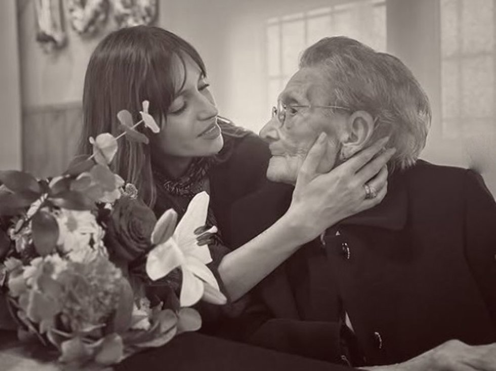 Sara Carbonero y su abuela Maxi, en una imagen compartida en sus redes este fin de semana