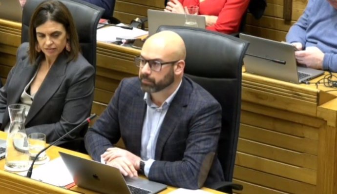 Intervención del portavoz de Foro y concejal de Urbanismo en Gijón, Jesús Martínez Salvador, en el Pleno Municipal gijonés.