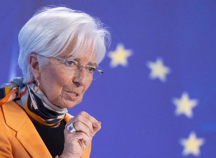 06 March 2025, Hesse, Frankfurt/Main: Christine Lagarde, President of the European Central Bank (ECB), speaks at the Bank's regular press conference after the Governing Council meeting. The European Central Bank (ECB) cuts key interest rates in the eurozo